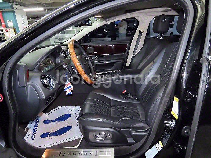 @10년식 XJ(8세대) 5.0 LWB 프리미엄 럭셔--5