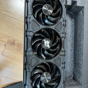 게인워드 rtx5080 팬텀 판매합니다