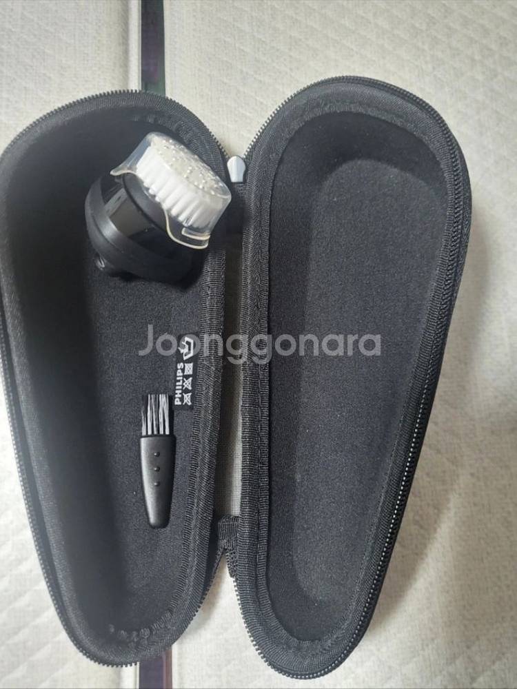 필립스 skiniq8000 면도기 풀세트--2