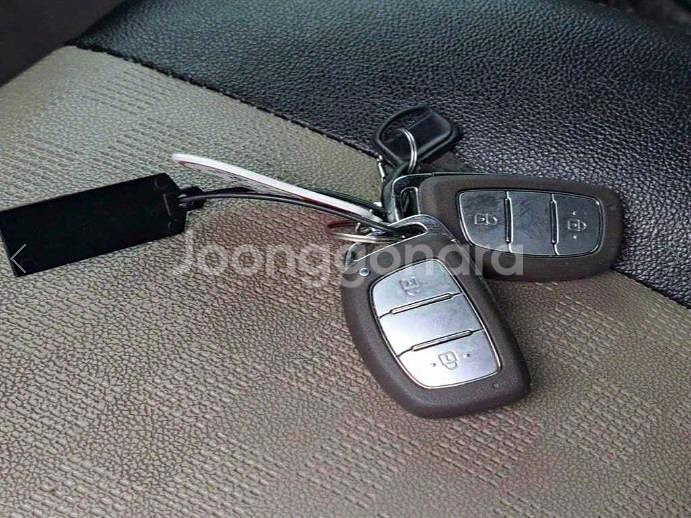 @20년식 포터II 일렉트릭 내장탑차 저상 전국최저가--8