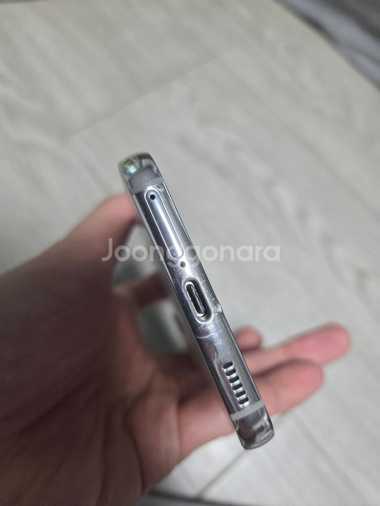 갤럭시 S22 화이트 256GB 판매합니다!--4
