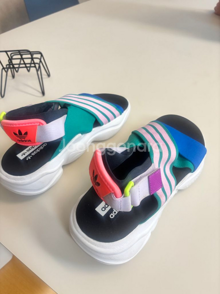 아디다스 샌들--2