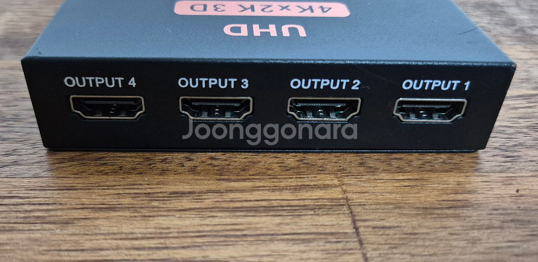 고화질 4K HDMI분배기 4포트 TV 공유기 스위치--2