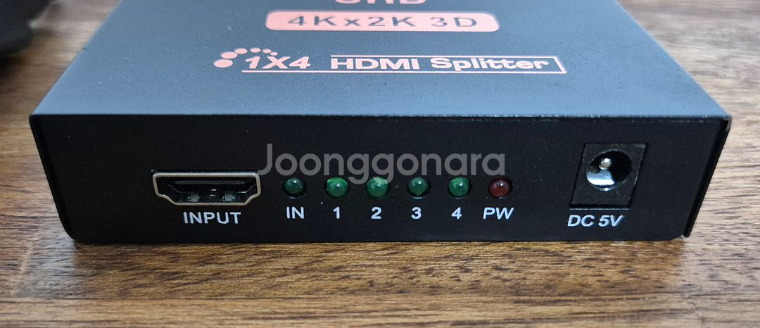 고화질 4K HDMI분배기 4포트 TV 공유기 스위치--1