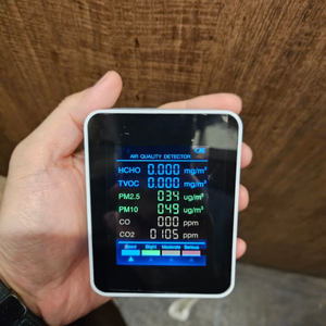 공기질측정기 일산화탄소 이산화탄소 미세먼지 포름알데히드