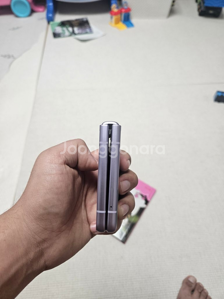 갤럭시z플립3 판매합니다--7