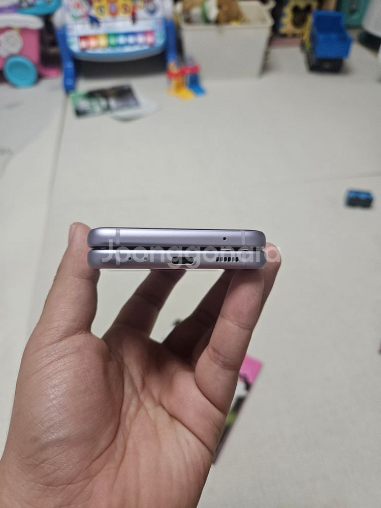 갤럭시z플립3 판매합니다--9