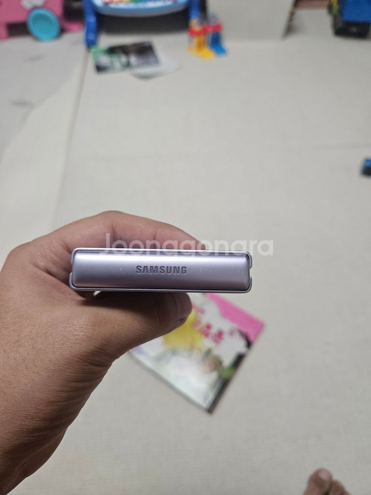 갤럭시z플립3 판매합니다--13