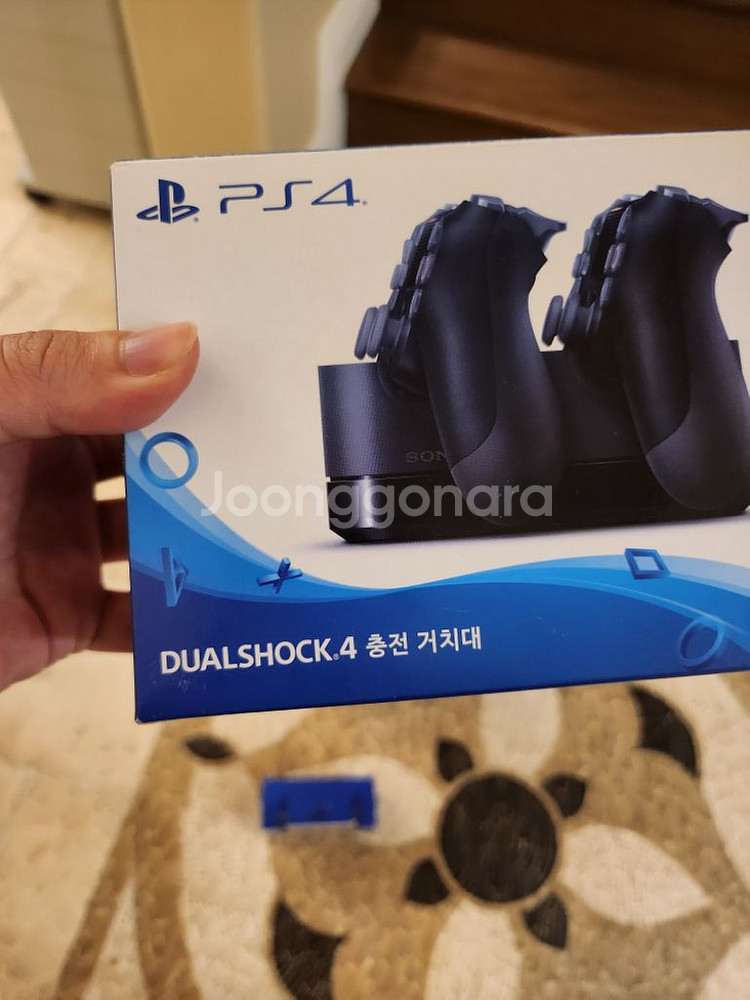 PS4 플스 4 1TB 판매합니다--3