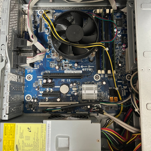 i7 3770 동급, 8g 반본체