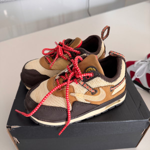 (TD) Nike x Travis Scott Air M