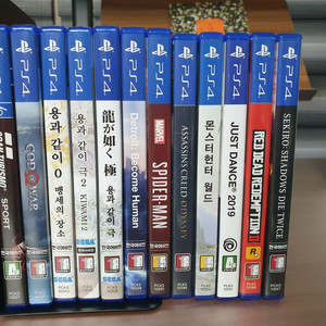 플스 게임 cd 타이틀(레데리. 세키로 등등 블러드본)