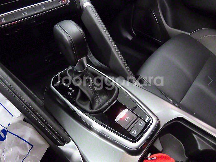 @21년식 뉴 QM6 2.0 LPe LE 전국최저가격--9