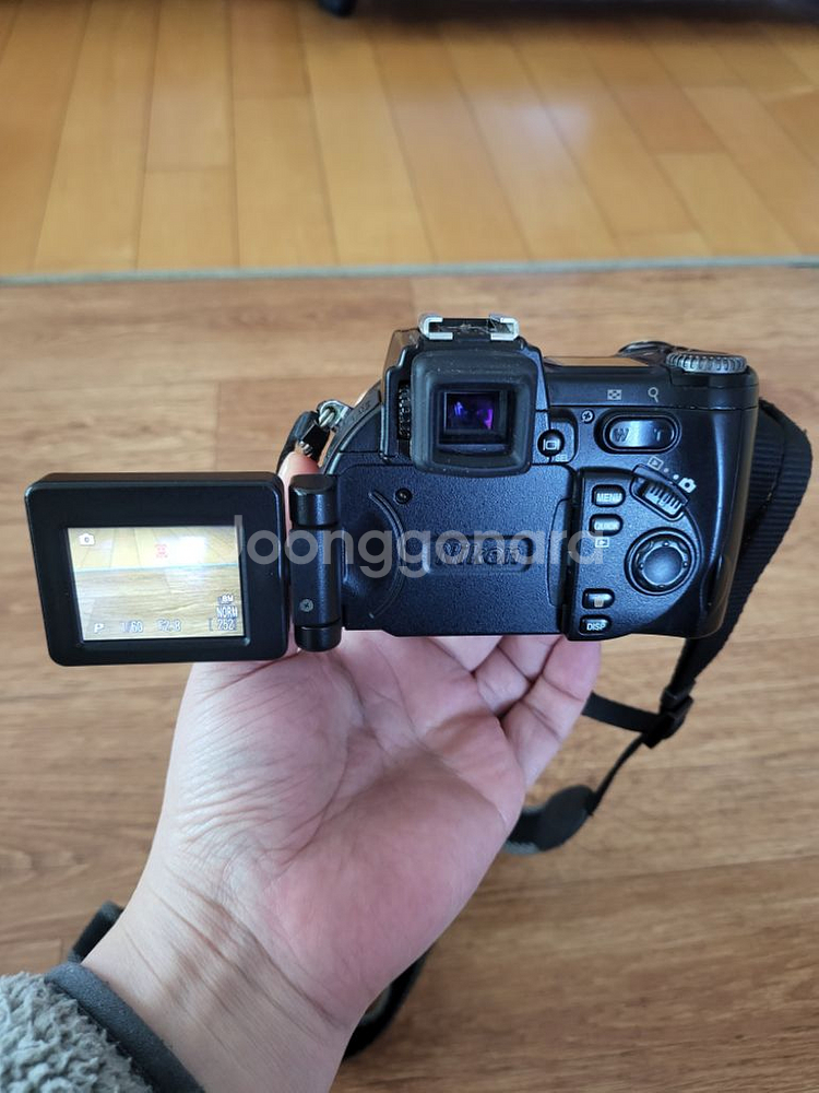 니콘 쿨픽스 8700 디지털 카메라--2