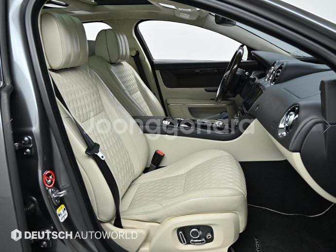 @17년식 XJ(8세대) 3.0 SC LWB AWD--9