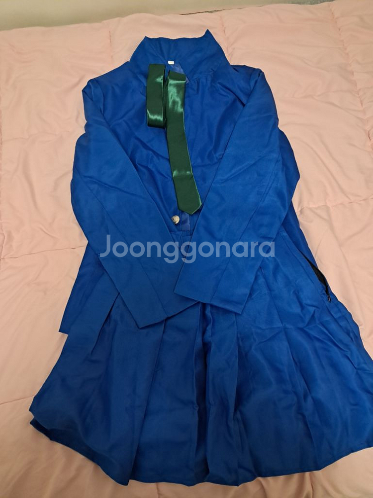 코스프레 싸게 처분해요! (럽라, 코난)--1
