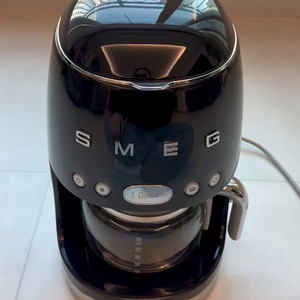 SMEG 스메그 드립커피머신