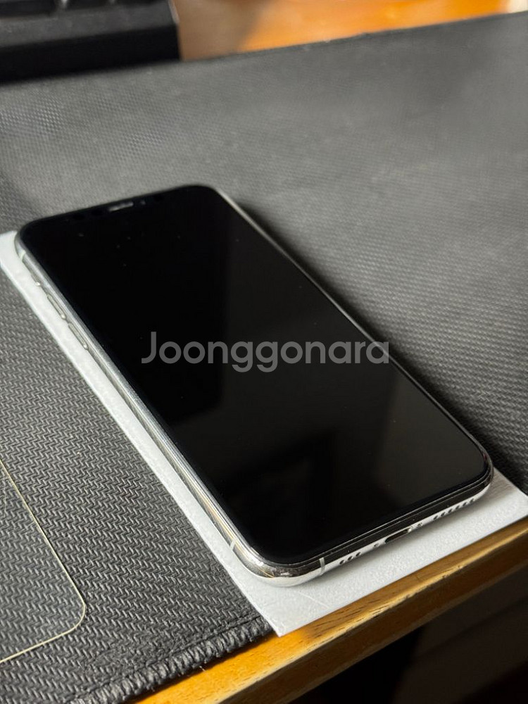 아이폰11프로 64gb A급 풀박스 + 케이스--6