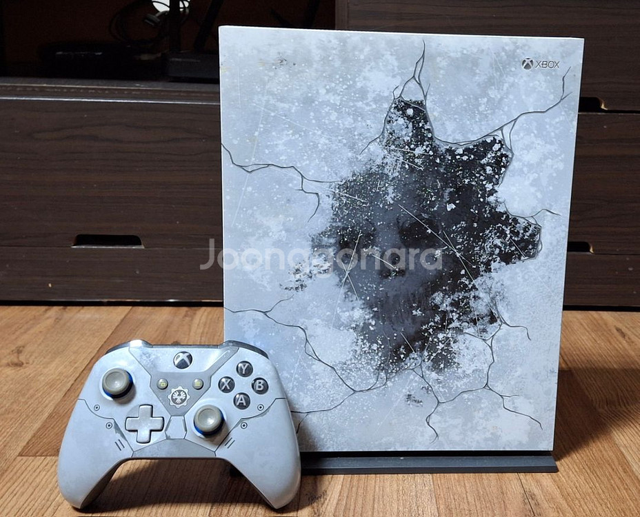 Xbox one x 기어즈5 한정판--1