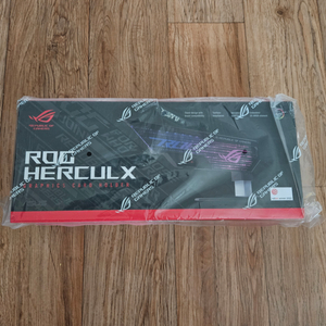 (새상품)ROG HERCULX 그래픽카드 지지대 팝니다