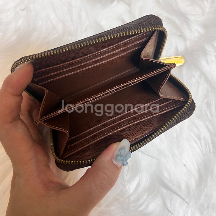 루이비통 지퍼코인퍼스--2