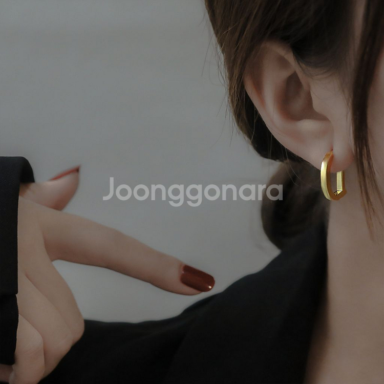 새상품)써지컬스틸 D원터치귀걸이 18k골드도금 무알러지--1