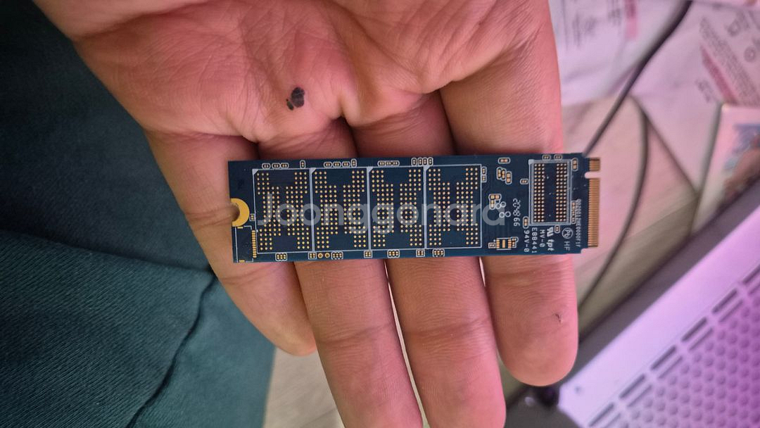 SSD 512GB 팝니다--1
