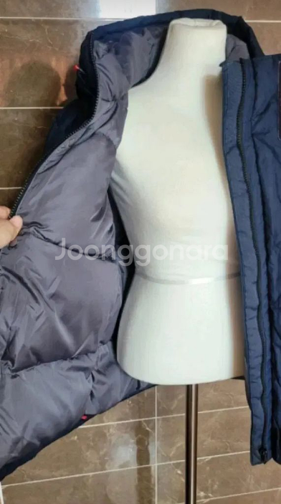 (키즈155.여성S사이즈)게스 오리털 패딩--6