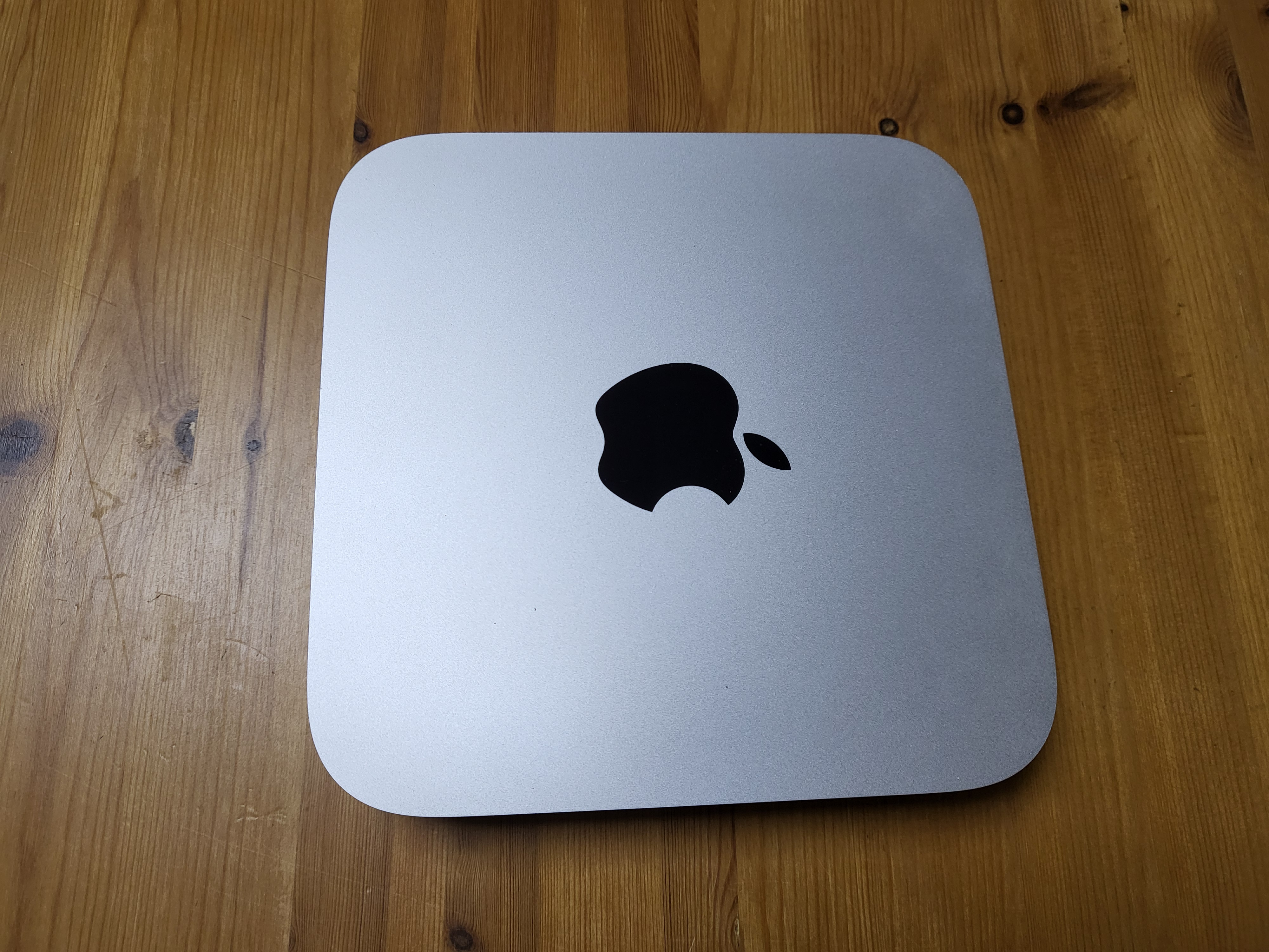 맥미니(macmini) M2 팝니다.