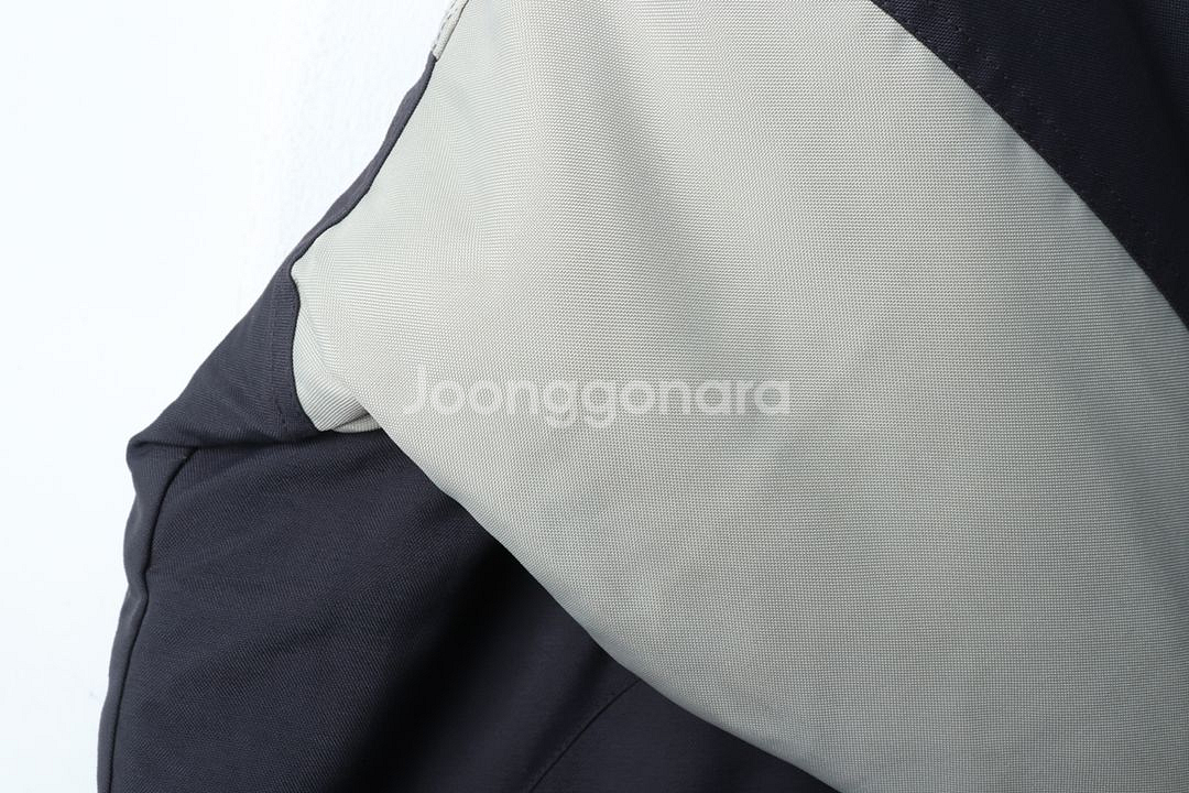 (L) 아디다스 패딩 점퍼자켓 년대 올드스쿨 한정판--4