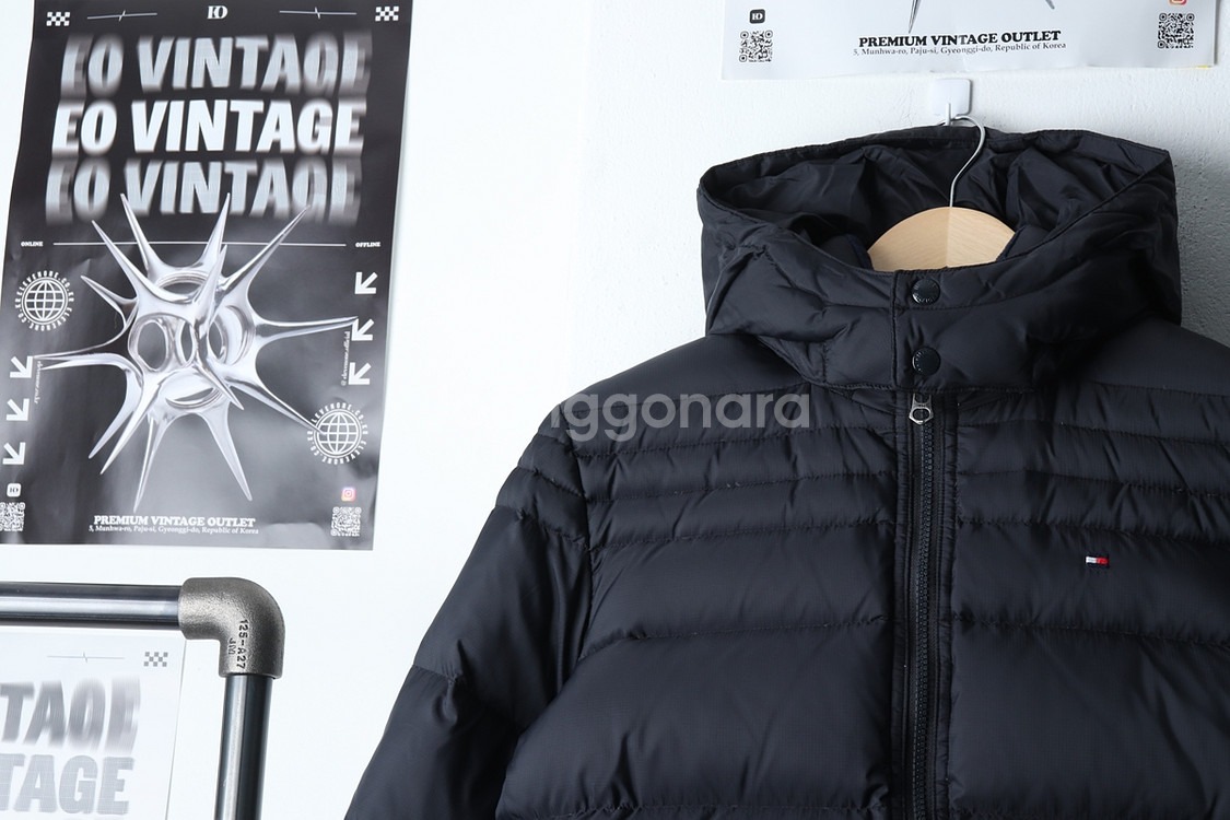 W(S-M) 타미힐피거 패딩 점퍼자켓 아동 블랙--2