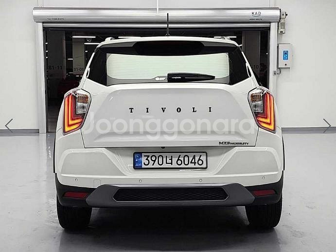 @23년식 더 뉴티볼리 1.5 가솔린 터보 2WD V--2