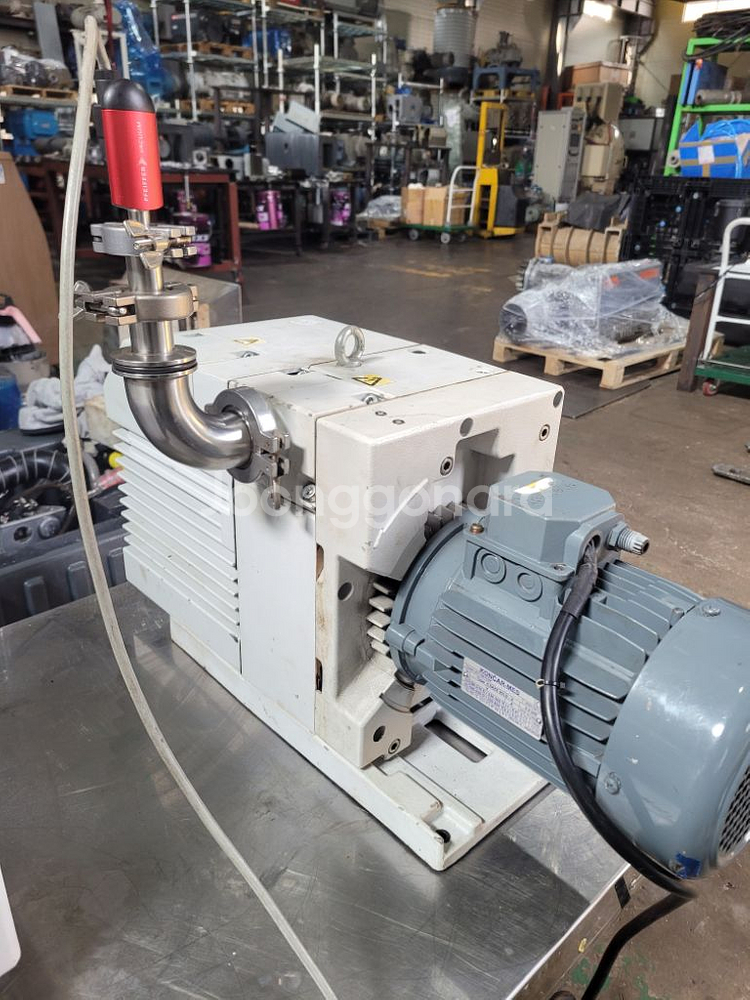 LEYBOLD D40B--2
