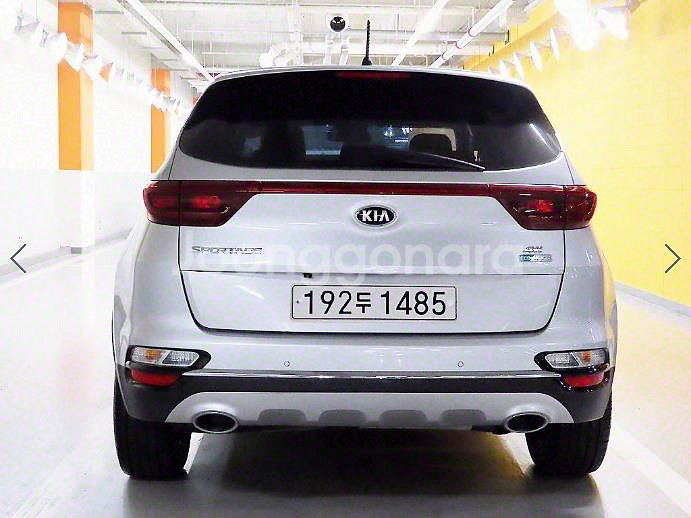 @20년식 스포티지 더 볼드 R2.0 디젤 4WD 트--3