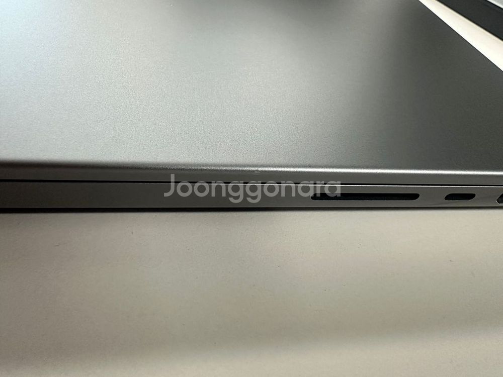 맥북M1 pro 14인치 / 16gb / 512--4