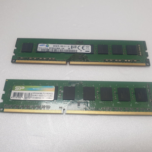 DDR3 8GB 메모리 2개