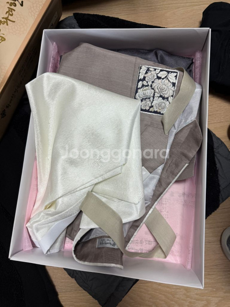 한복 남녀 2셋트 팝니다.--1