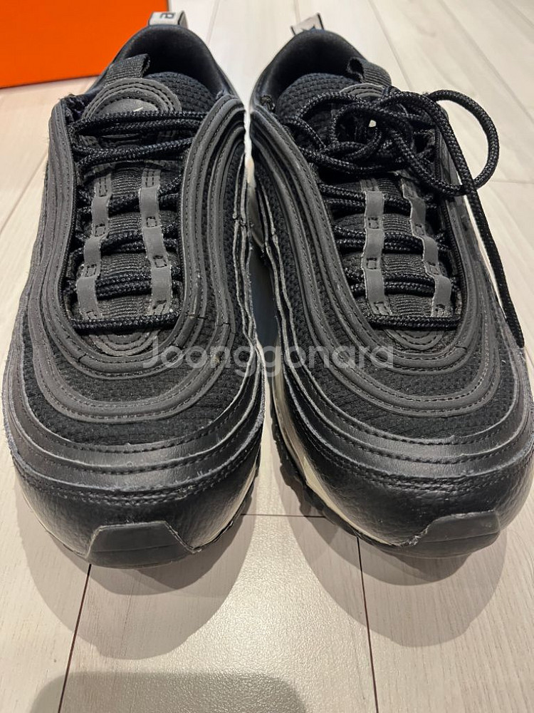 나이키 우먼 에어맥스 240mm--1