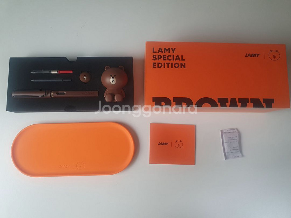 라미 스페셜 에디션 라인프렌즈 브라운 만년필--0