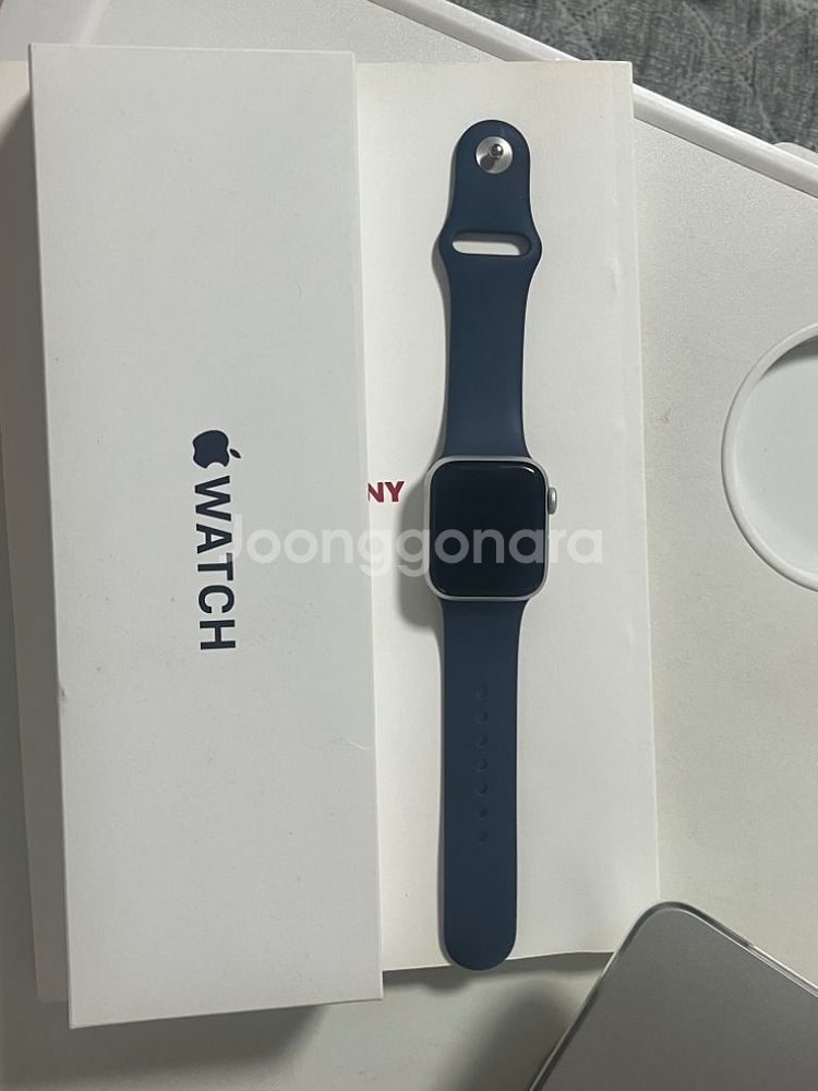 애플워치 2023 se2 40mm 실버팝니다--1