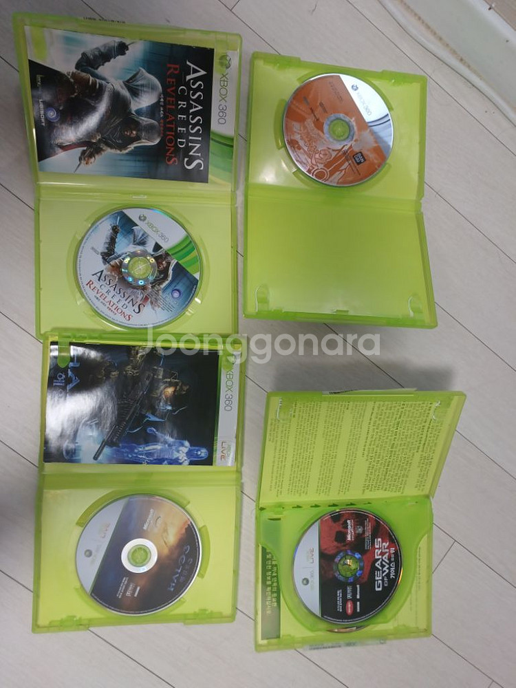 xbox360 GoW한정판 본체 + 게임cd 4개--3