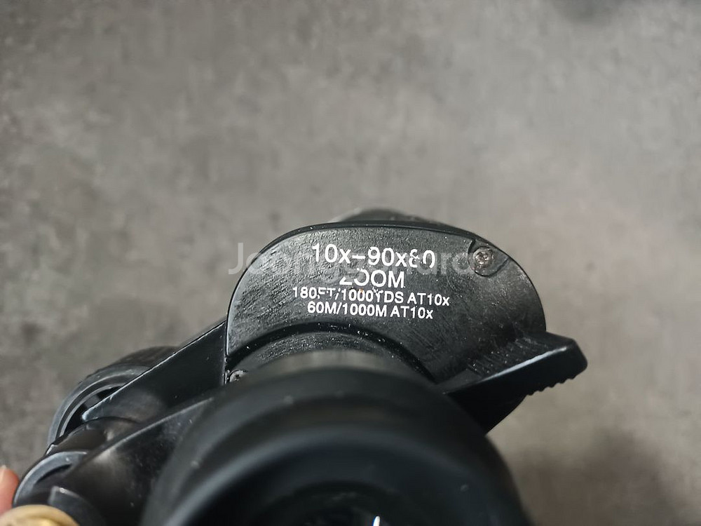 부쉬넬 쌍안 망원경 ZOOM 10-90x80--4