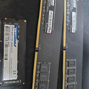 ddr4 8g 노트북 램1, pc램 1개 팝니다.