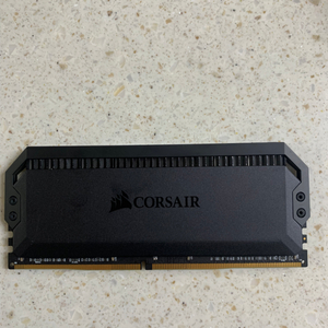 CORSAIR 커세어 메모리 DDR4 16G