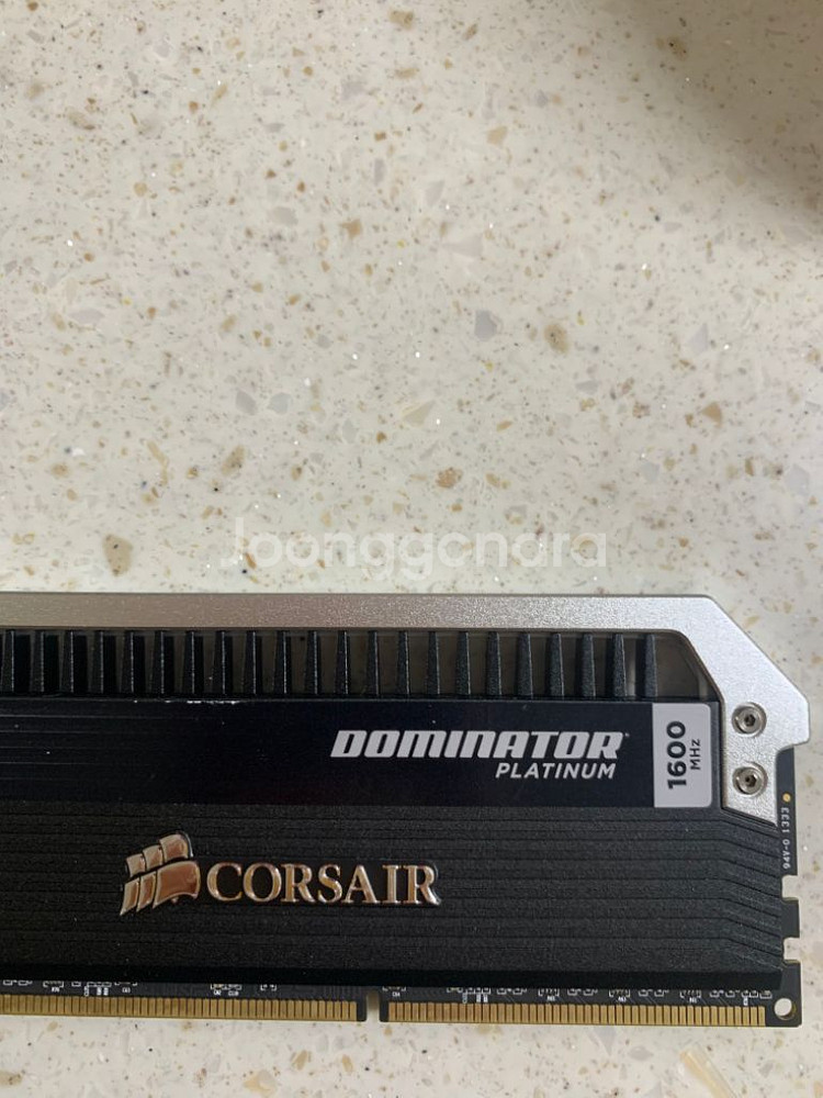 CORSAIR 커세어 메모리 DDR3 8G--3