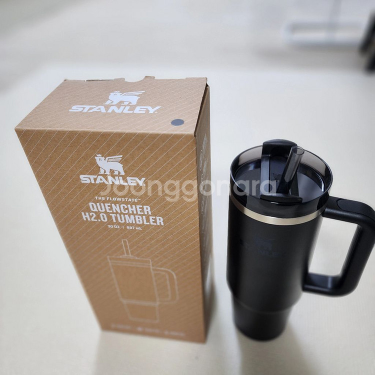 스탠리 텀블러 887ml 블랙색상 새상품 팝니다.--4