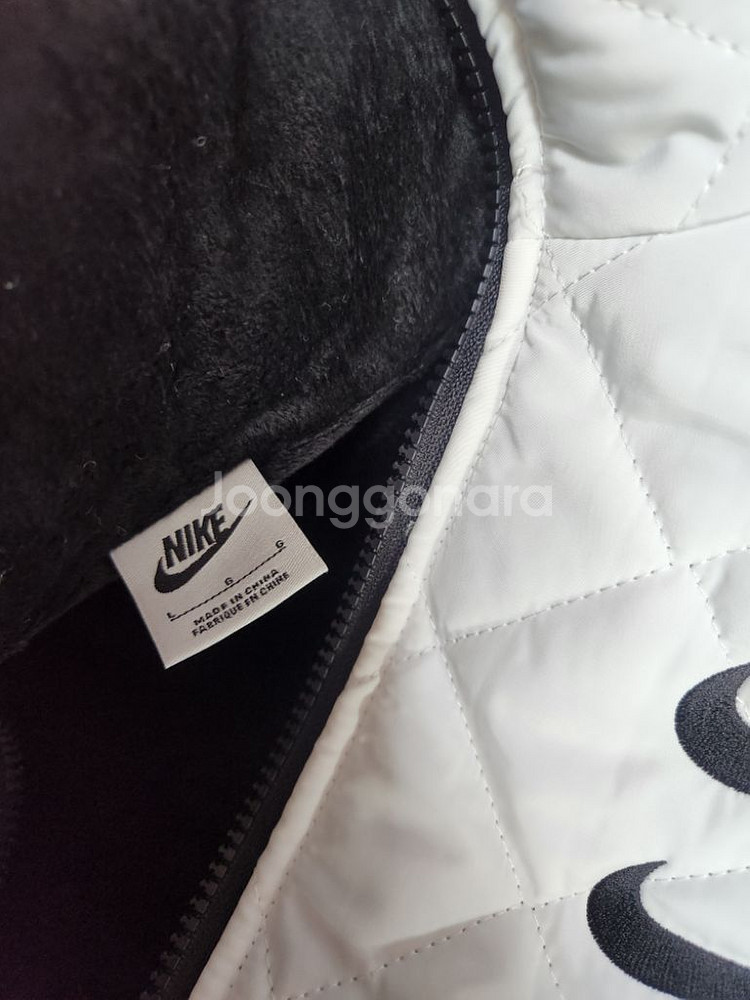 나이키 빅스우시 누빔 조끼 팝니다--2