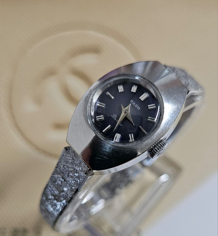 빈티지 라도 여성용 수동태엽식 메탈 시계 이미지