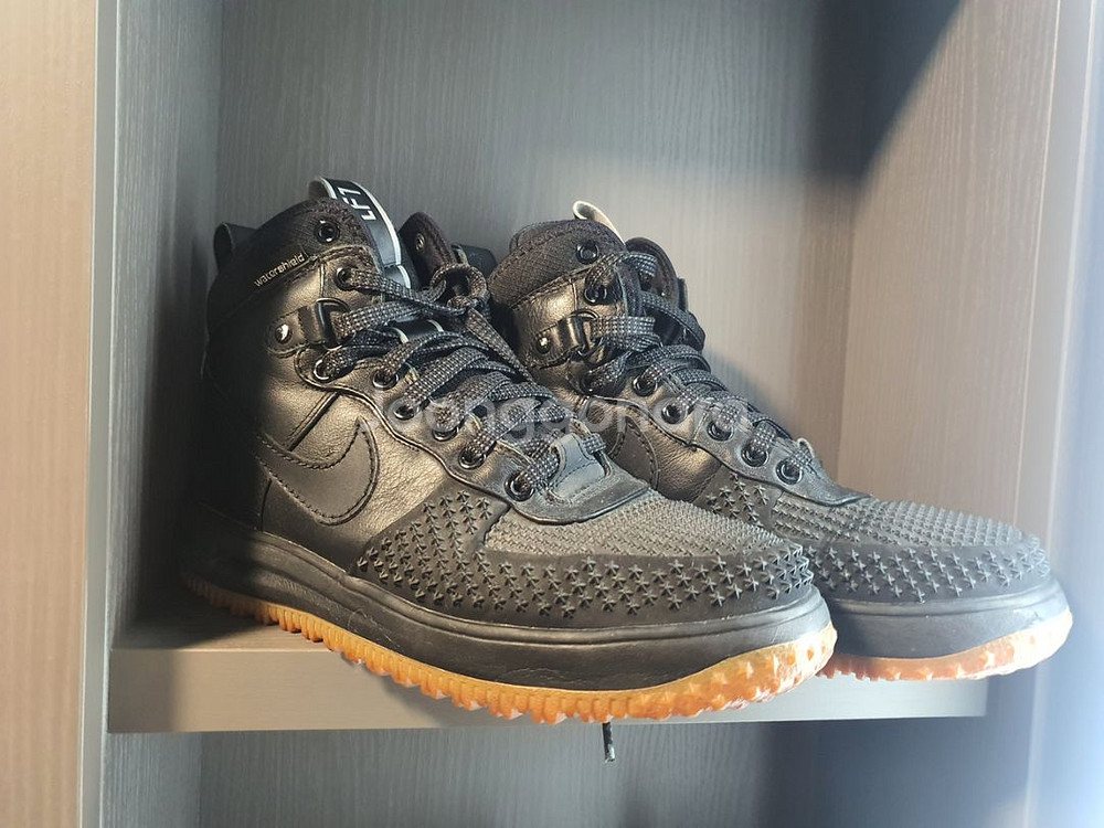 나이키 루나포스1 덕부츠 255 판매합니다--0