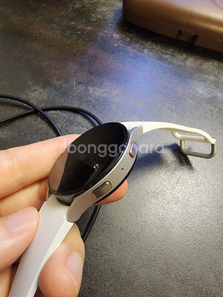 갤럭시 워치5 44mm 팔아요 A급수--2